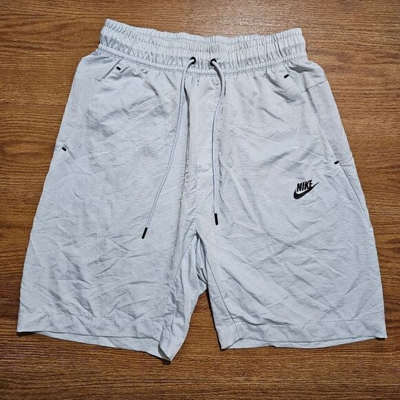 Nike Sportswear Tech Pack Woven Shorts Men's S Grey Black At Knee Fit AR3229-043 - Picture 1 of 16